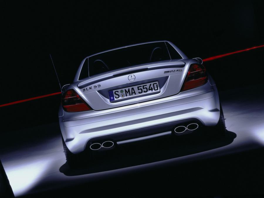  Mercedes-Benz SLK55 AMG 2004 года  (фото 20 из 30)